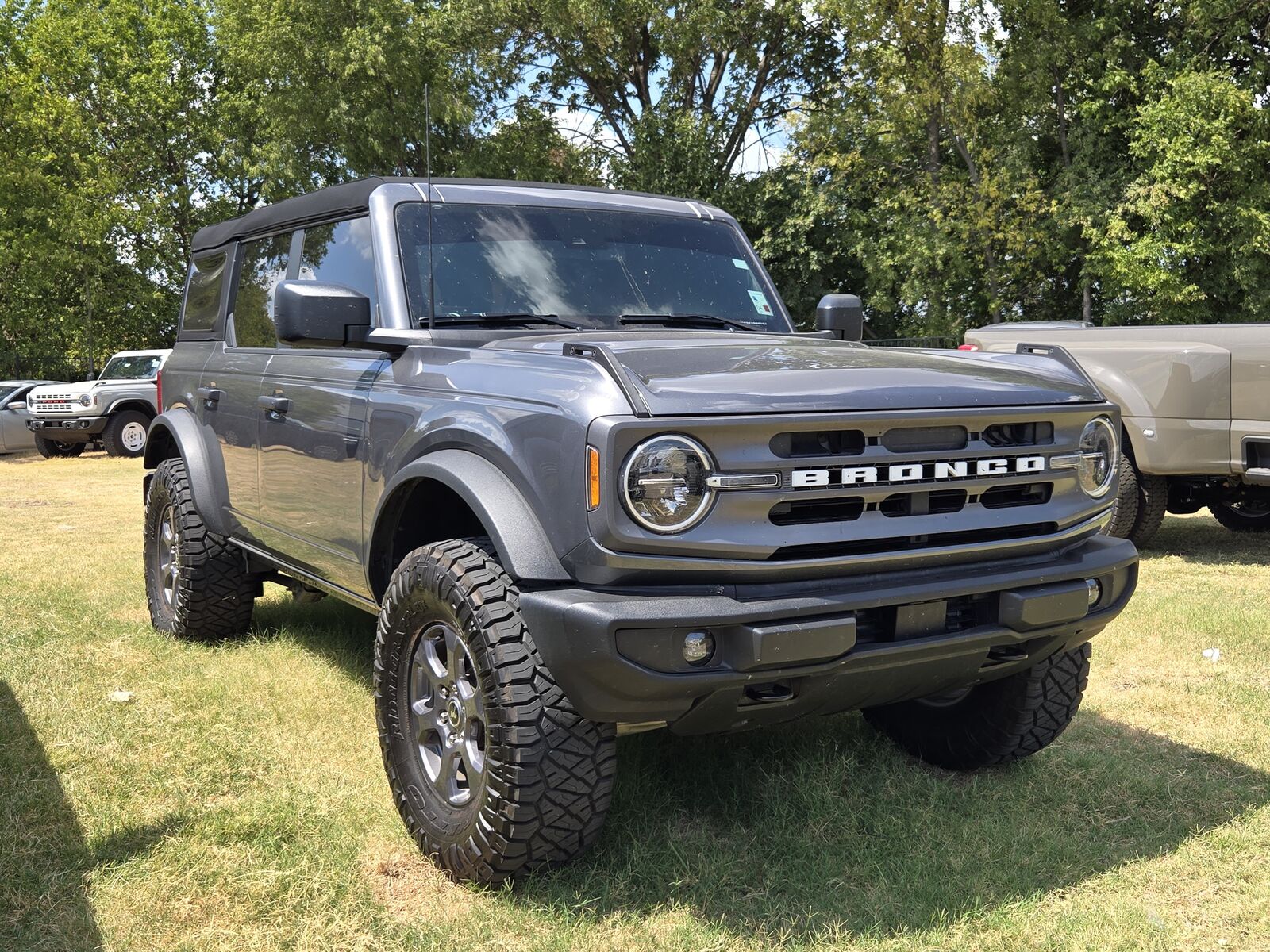 2024 FORD Bronco