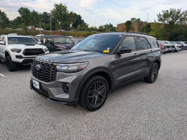 2025 FORD Explorer