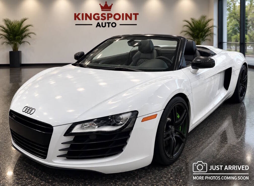 2011 AUDI R8