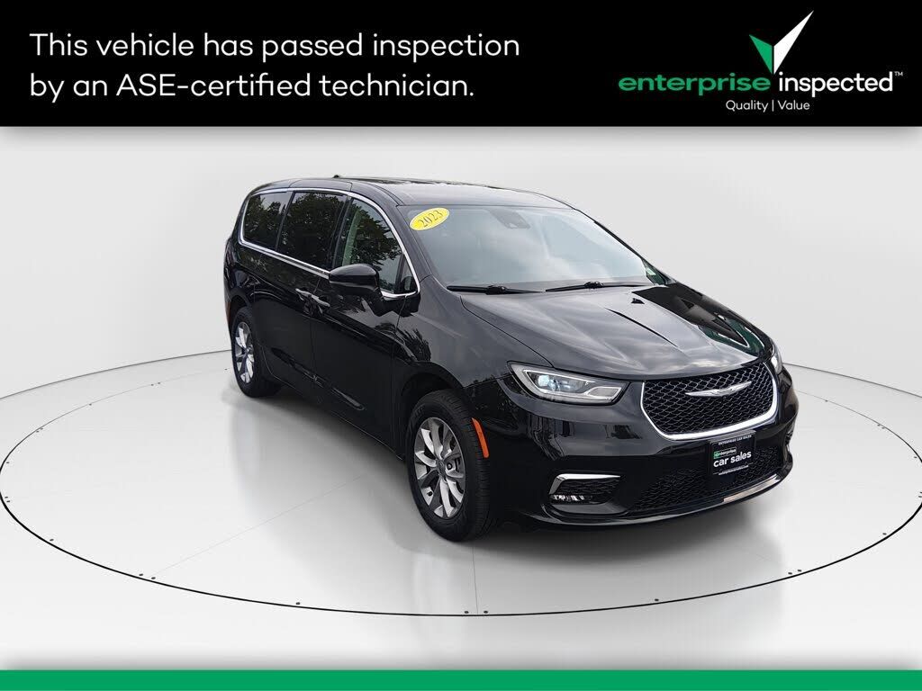 2023 CHRYSLER Pacifica