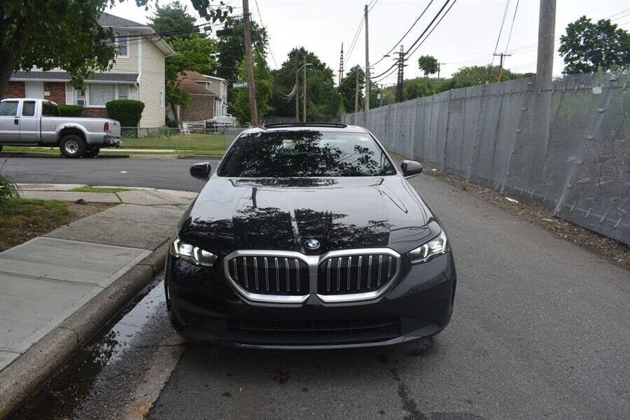 2024 BMW 530i