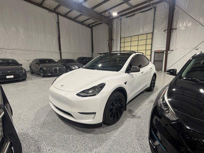 2020 TESLA Model Y