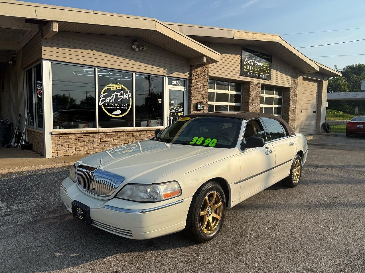2007 LINCOLN Town Car
