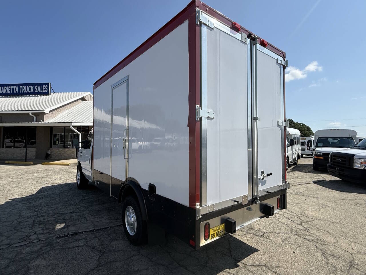 2024 FORD E-350