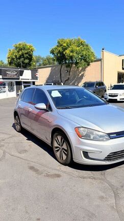 2016 VOLKSWAGEN e-Golf