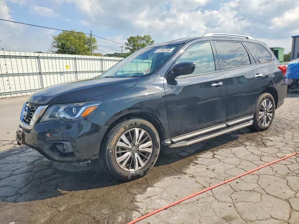 2020 NISSAN Pathfinder