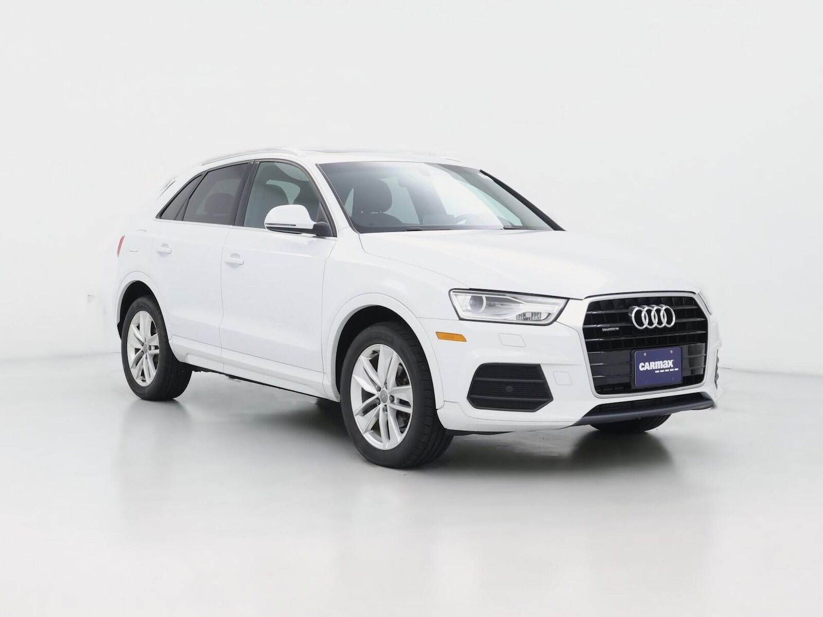 2016 AUDI Q3