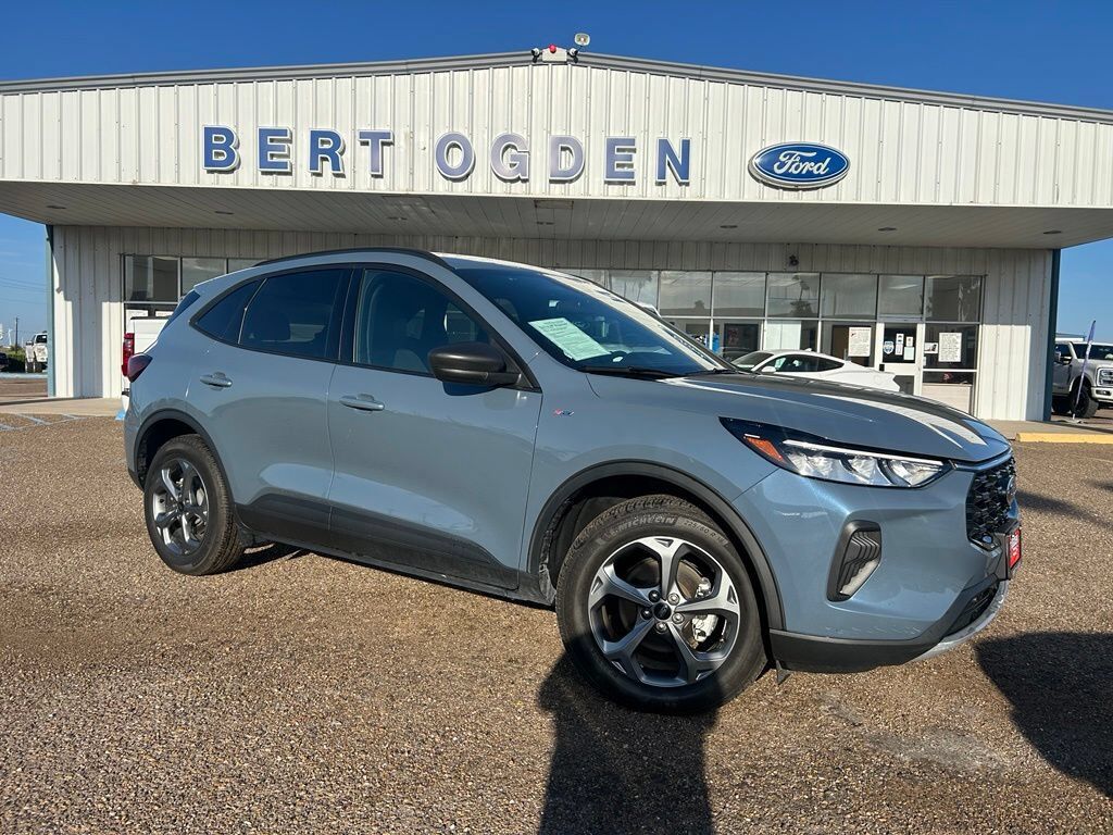 2025 FORD Escape