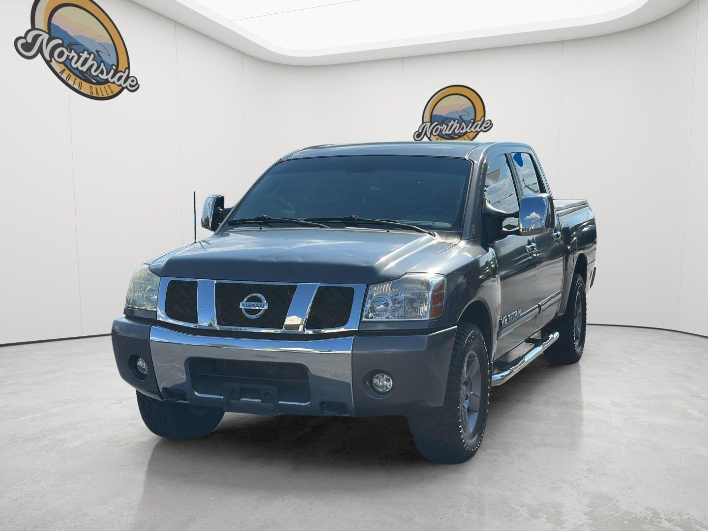 2005 NISSAN Titan
