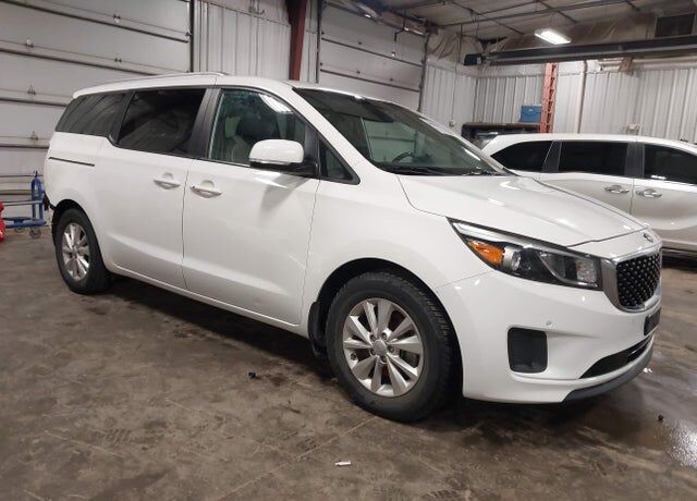 2017 KIA Sedona