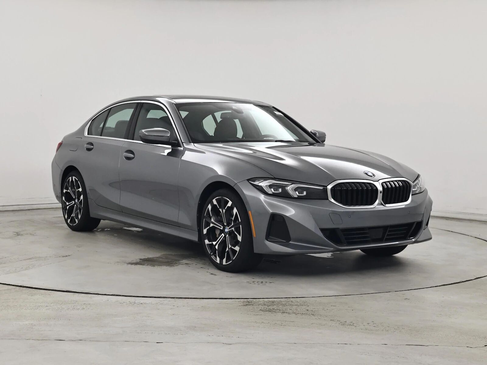 2025 BMW 330i
