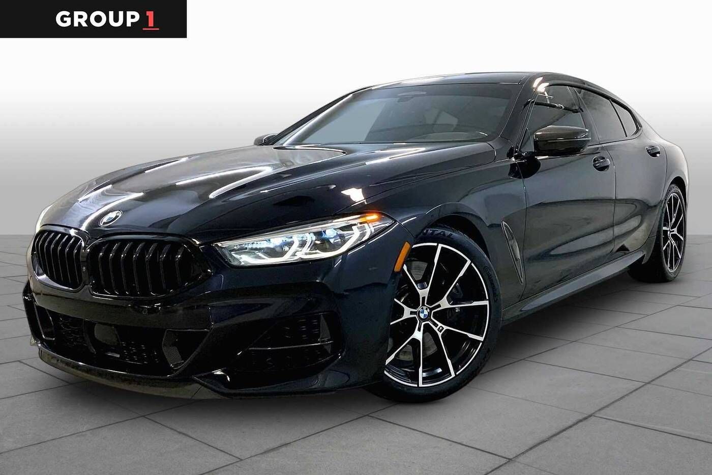 2022 BMW M8