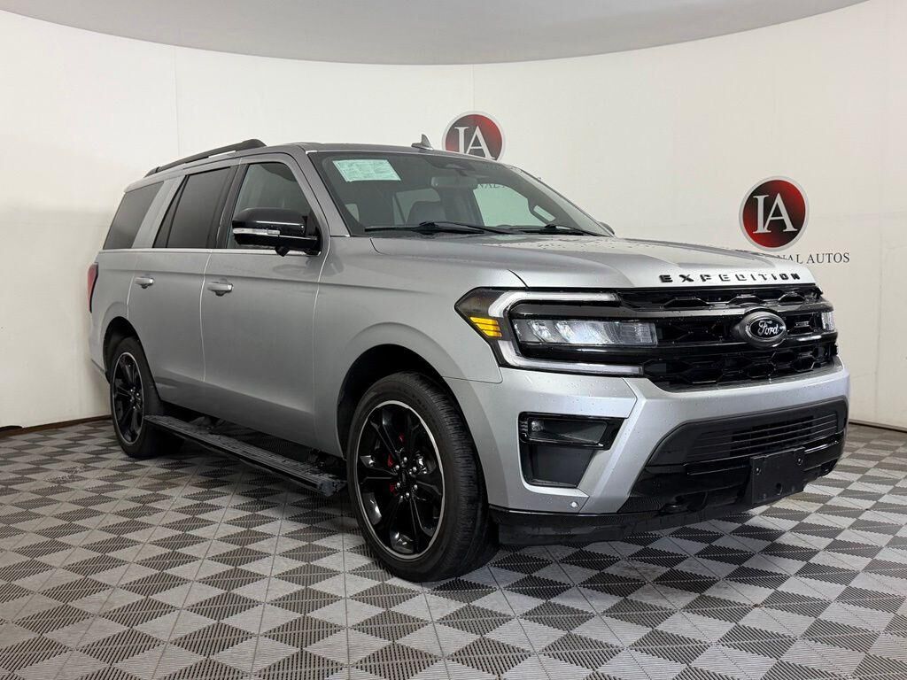 2022 FORD Expedition