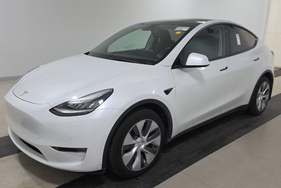 2022 TESLA Model Y