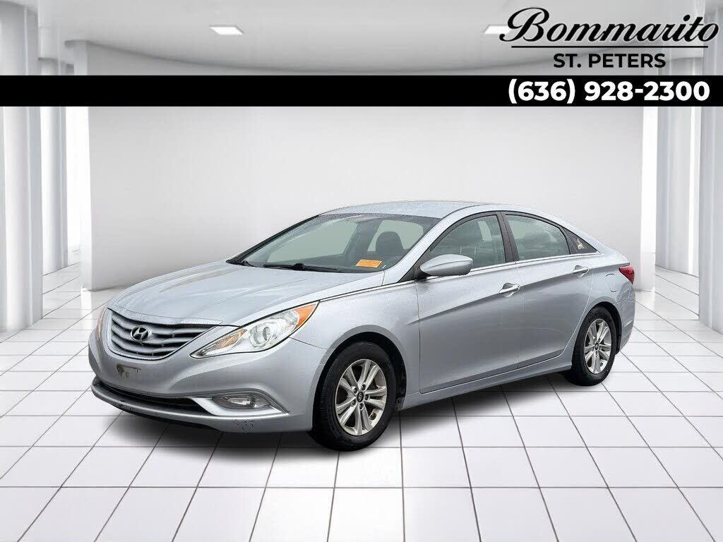 2013 HYUNDAI Sonata