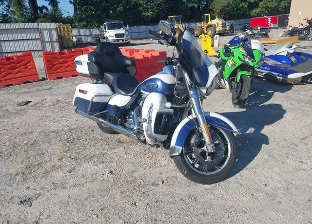 2015 HARLEY DAVIDSON Ultra Classic Low