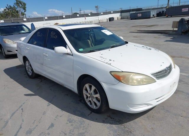 2002 TOYOTA Camry