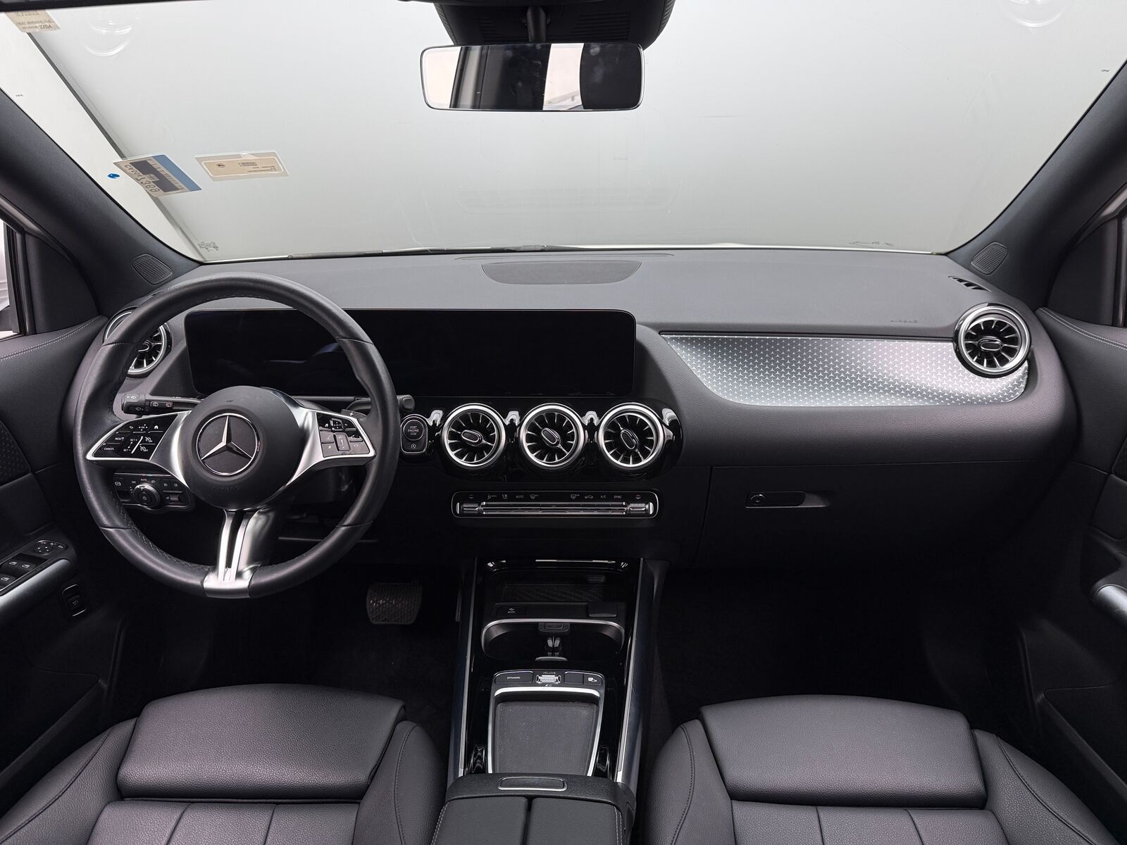 2025 Mercedes-Benz GLA-Class