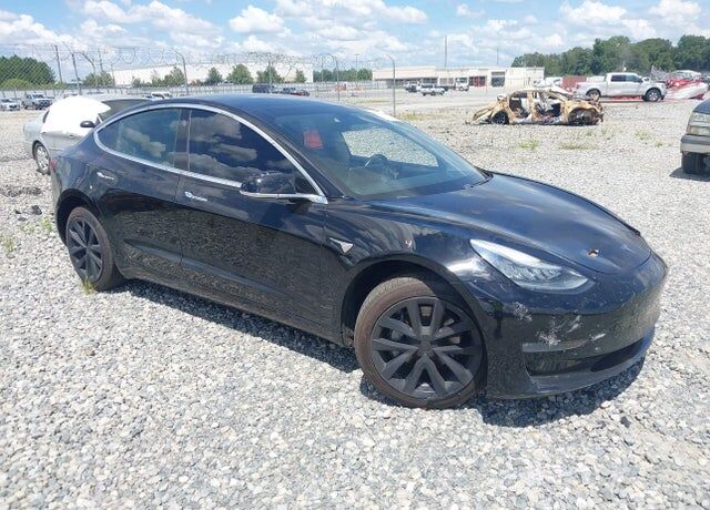 2019 TESLA Model 3