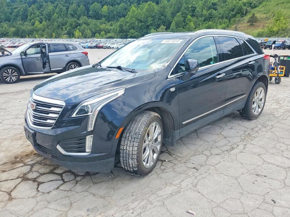 2017 CADILLAC XT5