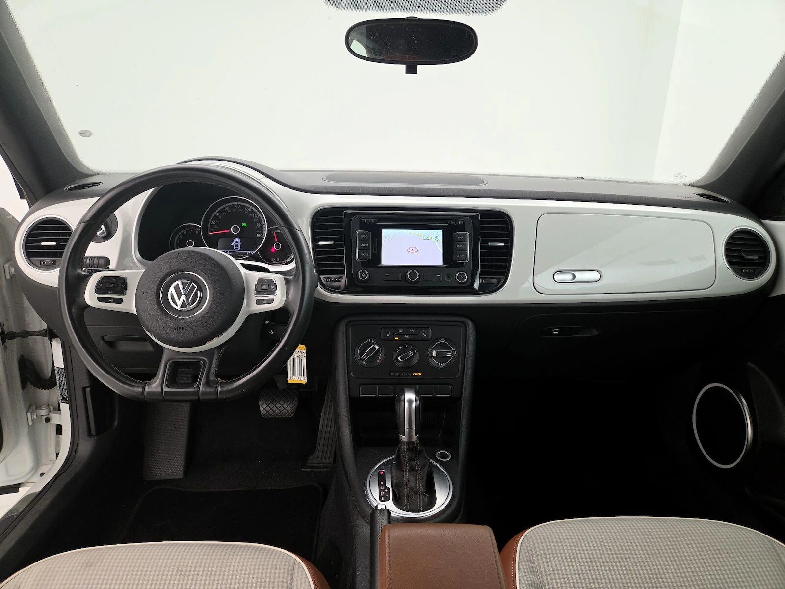 2015 VOLKSWAGEN Beetle
