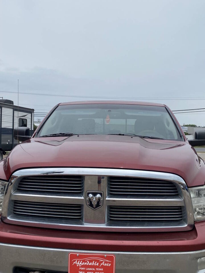 2012 DODGE Ram