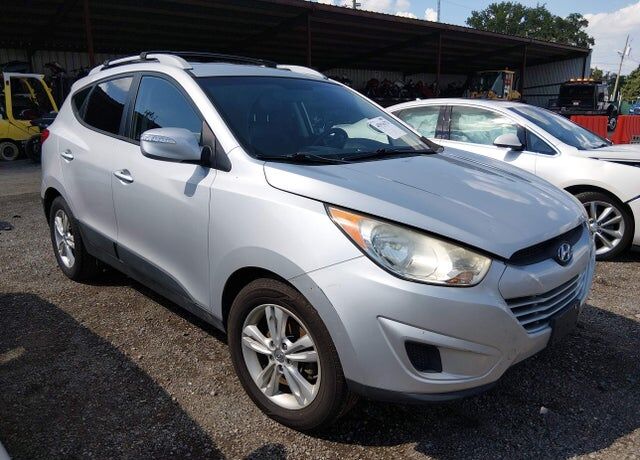 2012 HYUNDAI Tucson