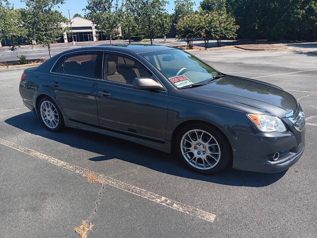2010 TOYOTA Avalon