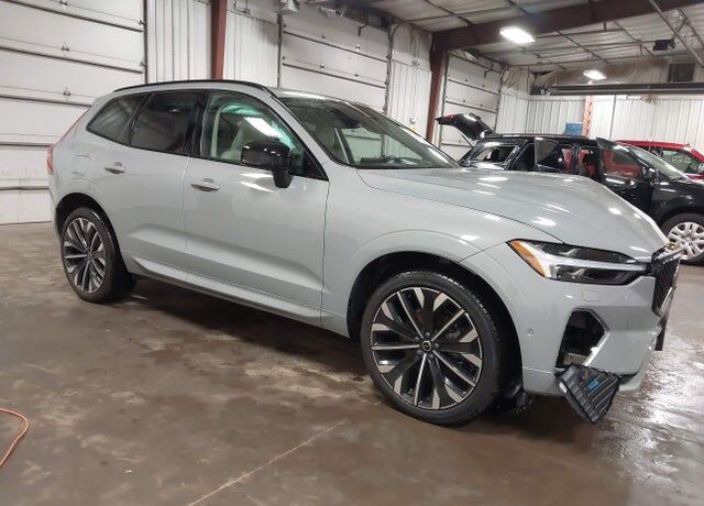 2026 VOLVO XC60