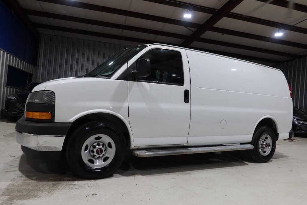 2018 GMC Savana