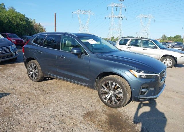 2023 VOLVO XC60