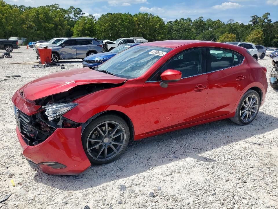 2018 MAZDA Mazda3
