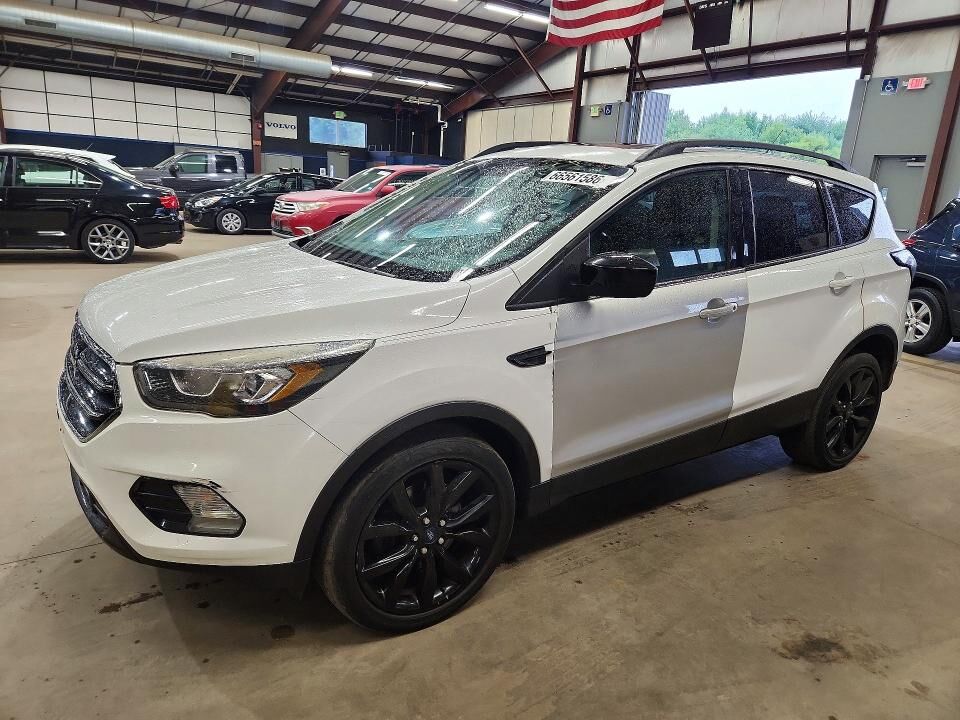 2017 FORD Escape