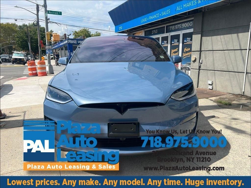 2026 TESLA Model X