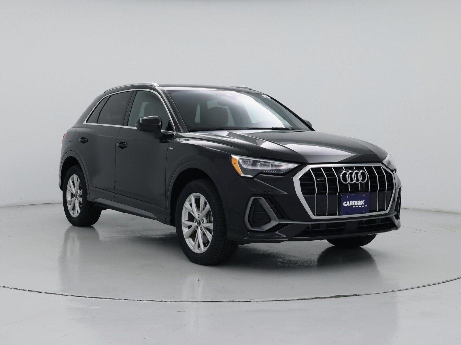 2022 Audi Q3