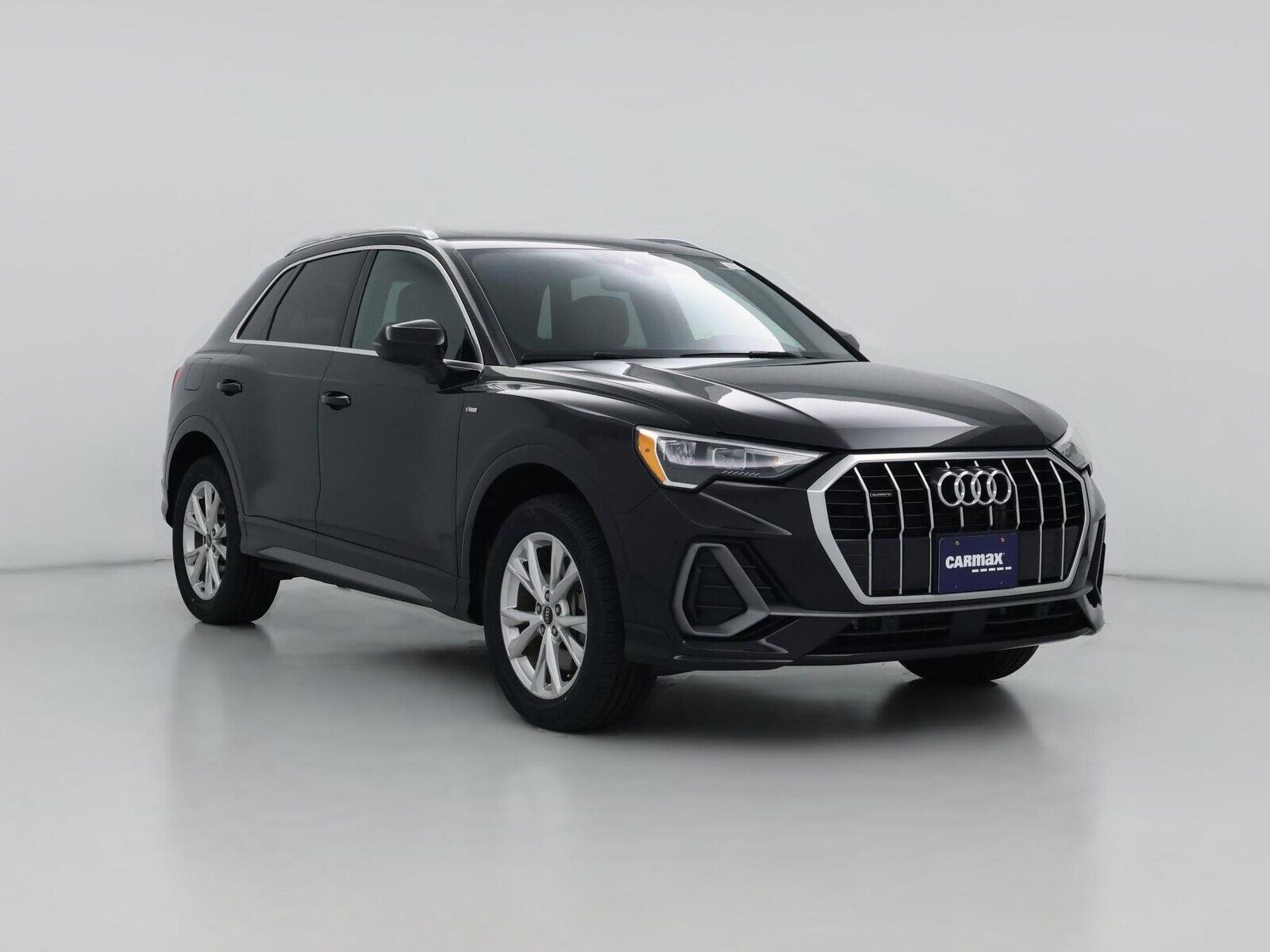 2022 AUDI Q3