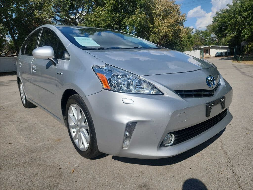 2014 TOYOTA Prius