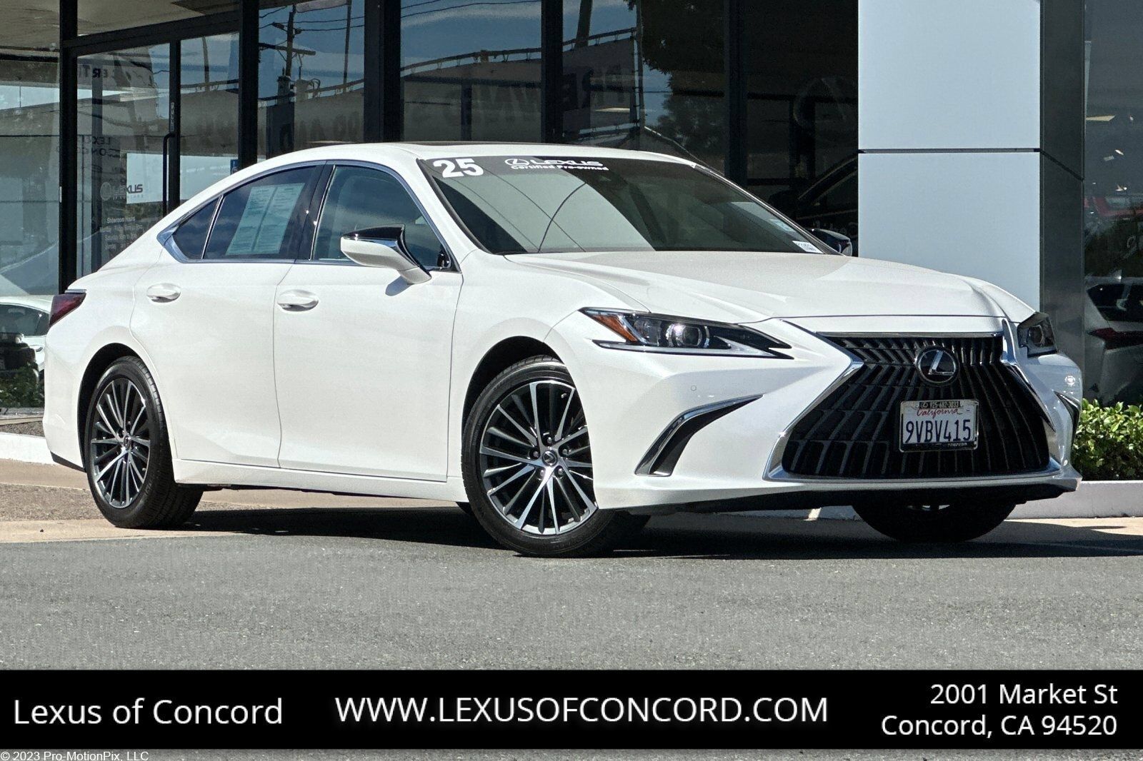 2025 LEXUS ES