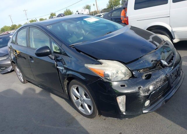 2013 TOYOTA PRIUS