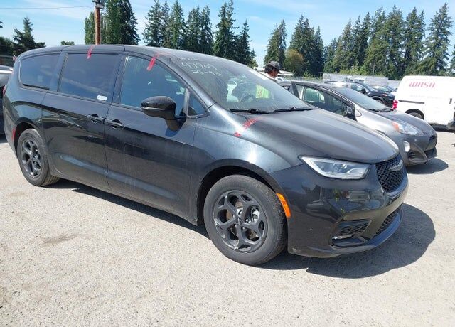 2023 CHRYSLER Pacifica