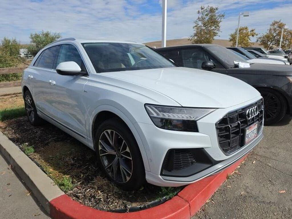 2023 Audi Q8