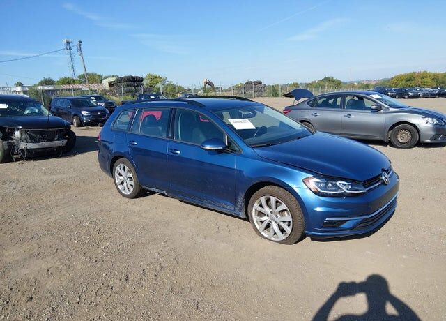 2019 VOLKSWAGEN Golf SportWagen