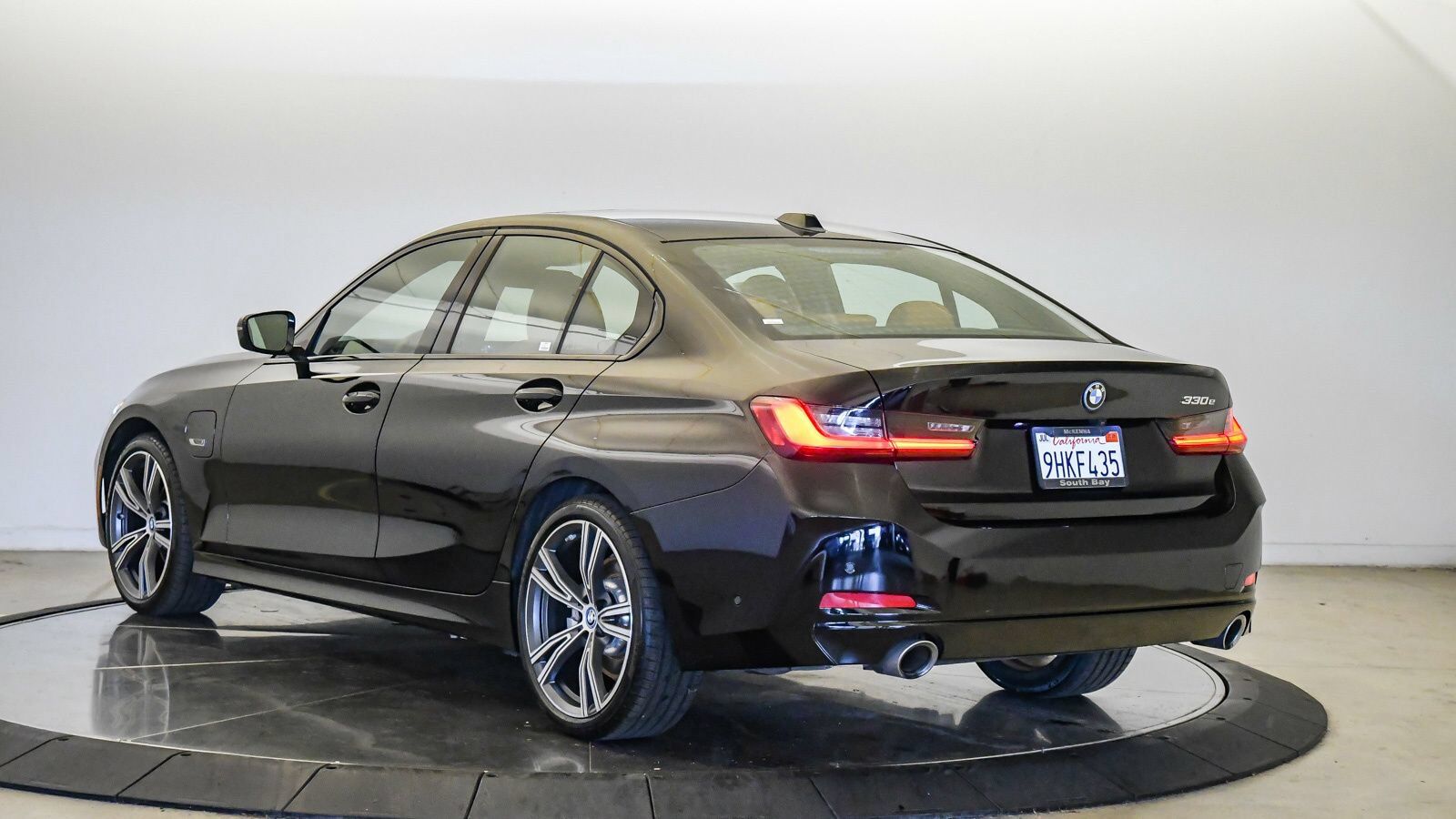 2023 BMW 330e