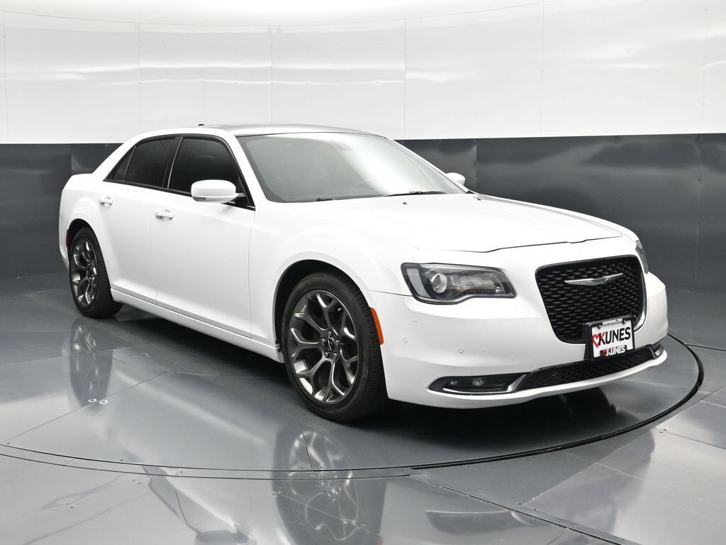 2015 CHRYSLER 300