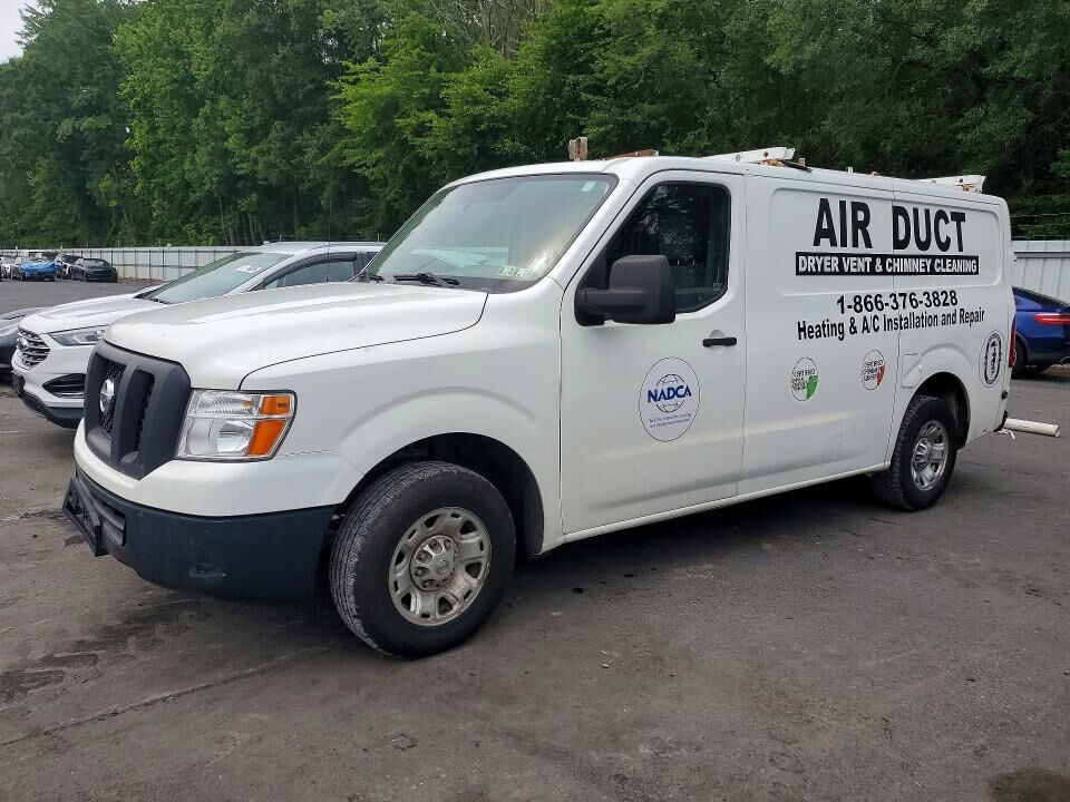 2016 NISSAN NV