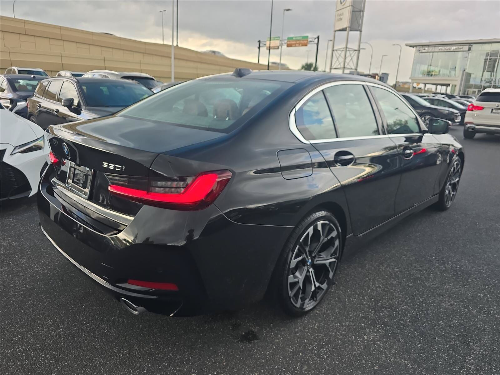 2026 BMW 330i