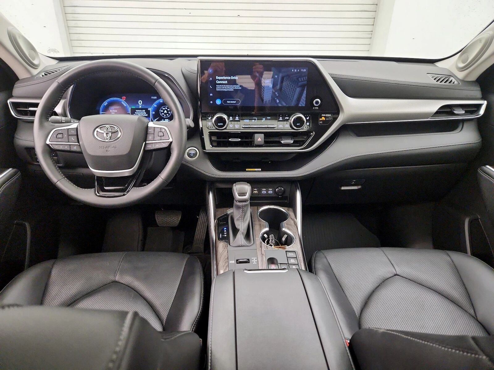 2025 TOYOTA Highlander
