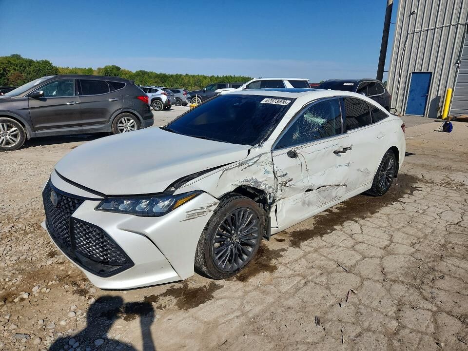 2021 TOYOTA Avalon