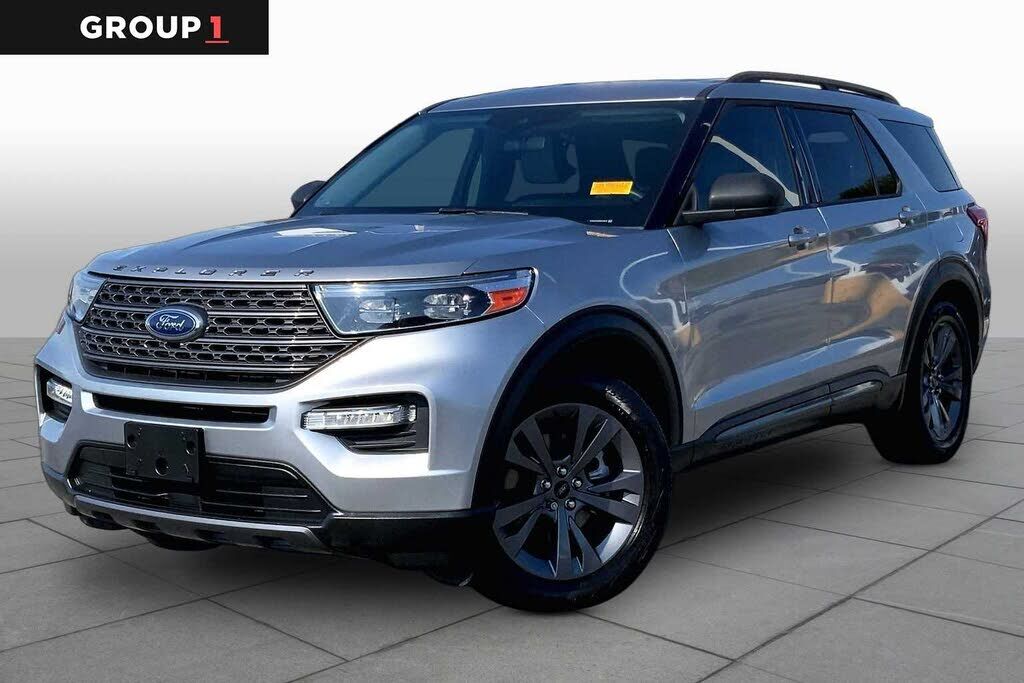 2021 FORD Explorer