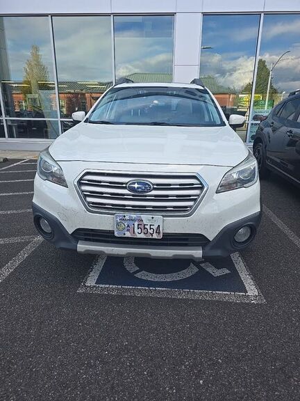 2016 SUBARU Outback